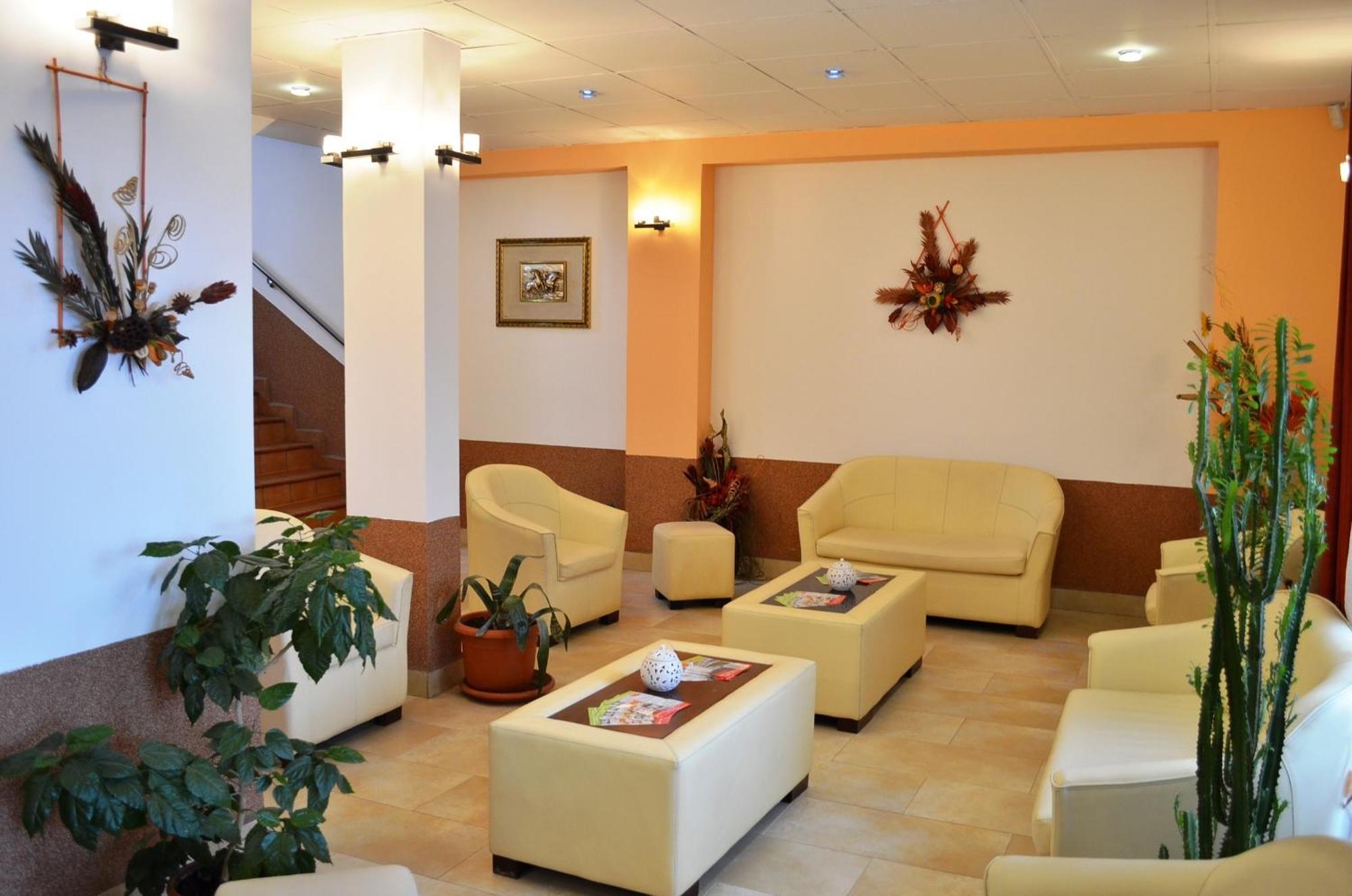 Hotel Darina Târgu-Mureş Exteriér fotografie