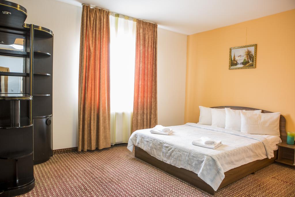 Hotel Darina Târgu-Mureş Exteriér fotografie